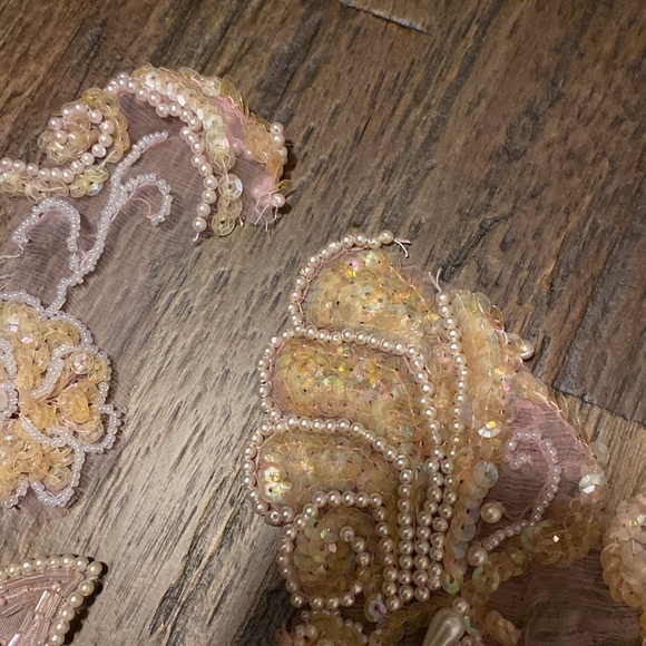 Assorted pink and lavender beaded pearl fringe sequin trim for costume lingerie - Picture 4 of 6